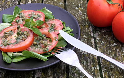 Vegan carpaccio van tomaat