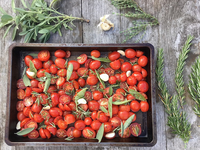 Tomatensaus van geroosterde tomaatjes